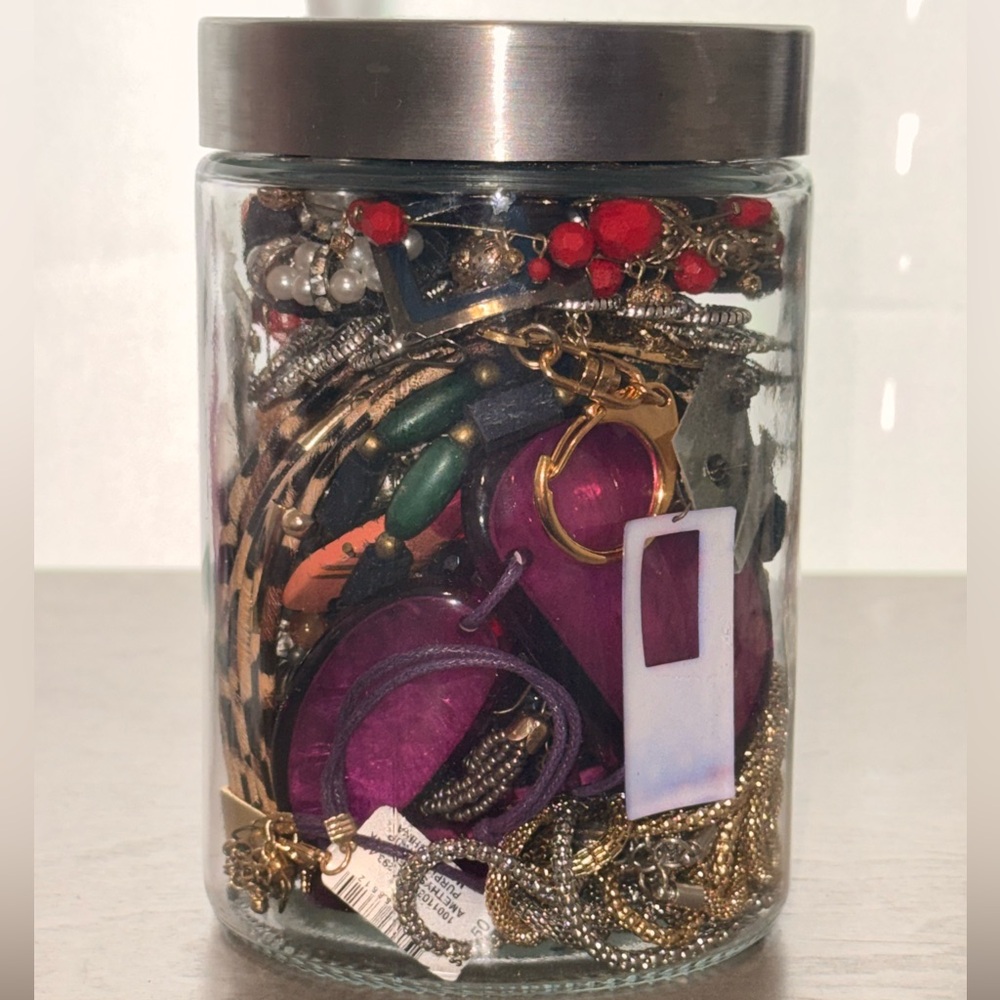 Jewelry jar